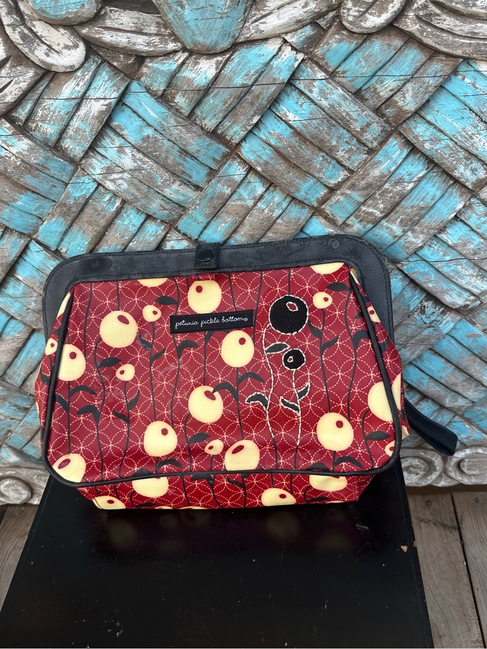 Vintageโ Petunia Pickle Bottom On-The-Go Diaper Clutch - Lively La Paz Pattern